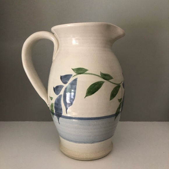 Pitcher - Picture 3 of 6